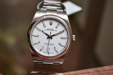 rolex oyster perpetual 39mm white